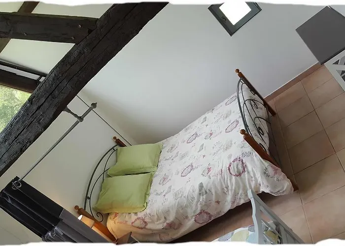 Bergerie De Bazas בית נופש *